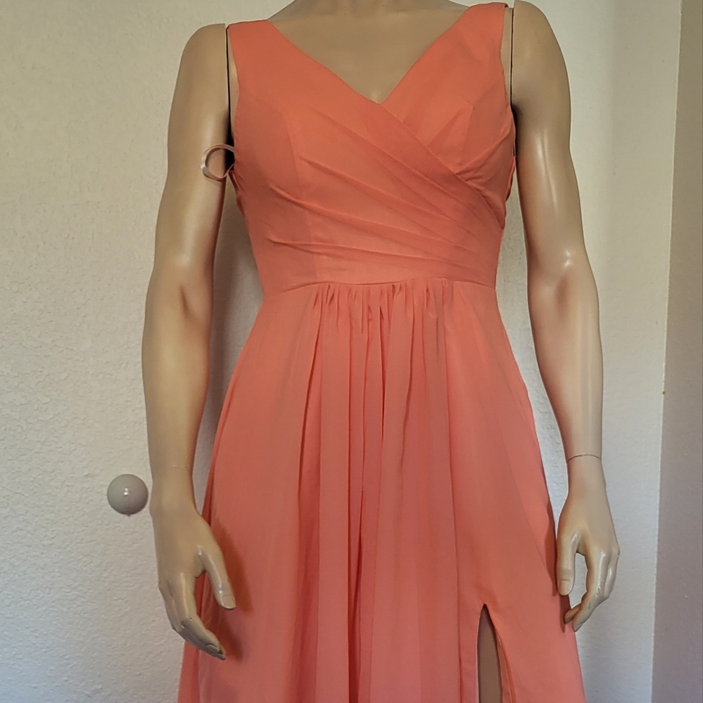 Ryanth coral long bridesmaid's size 4 dress